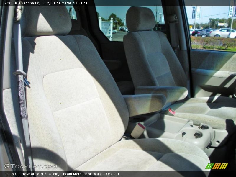 Silky Beige Metallic / Beige 2005 Kia Sedona LX