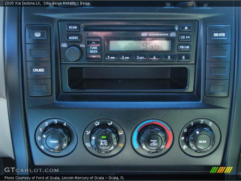 Silky Beige Metallic / Beige 2005 Kia Sedona LX