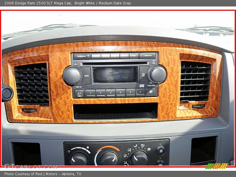 Controls of 2006 Ram 2500 SLT Mega Cab