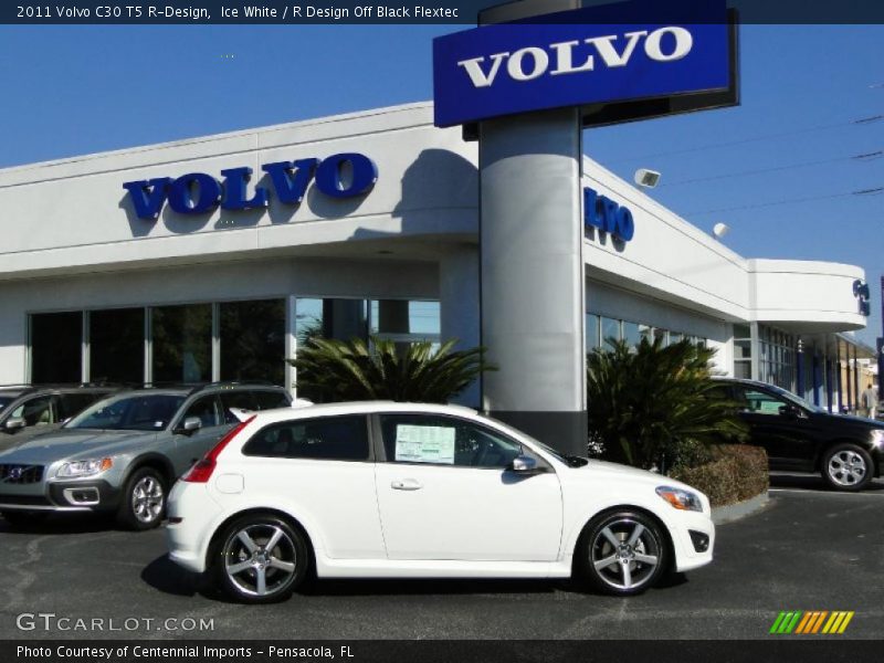 Ice White / R Design Off Black Flextec 2011 Volvo C30 T5 R-Design