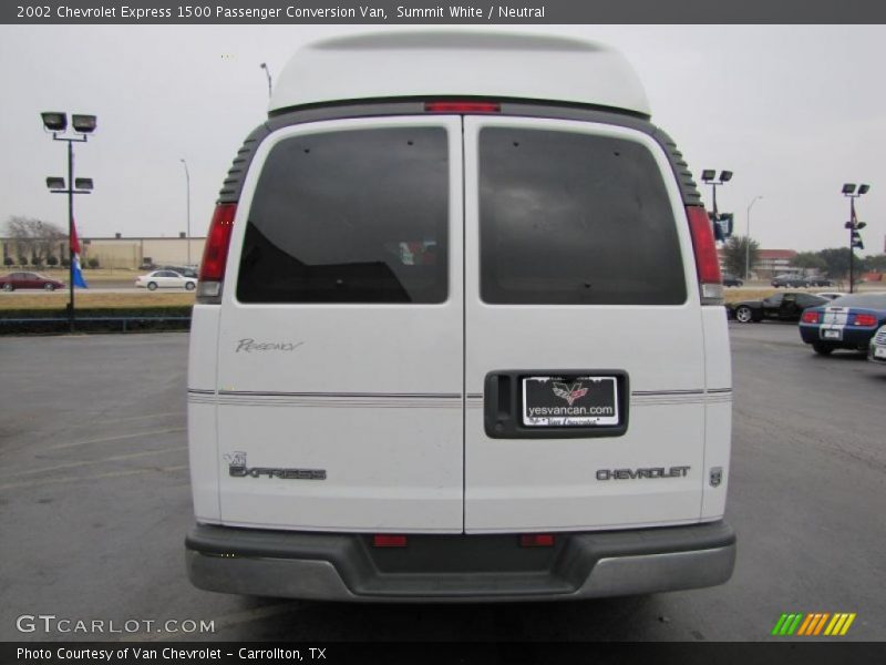 Summit White / Neutral 2002 Chevrolet Express 1500 Passenger Conversion Van