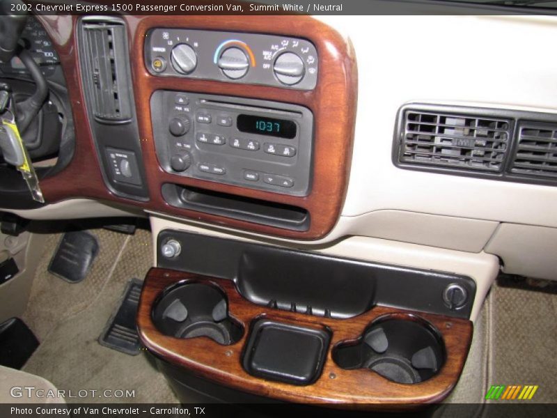 Summit White / Neutral 2002 Chevrolet Express 1500 Passenger Conversion Van
