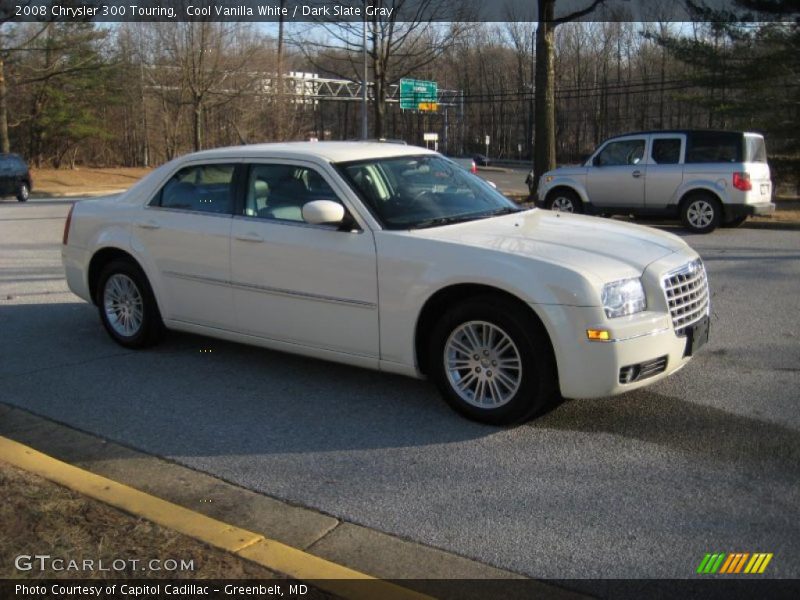 Cool Vanilla White / Dark Slate Gray 2008 Chrysler 300 Touring