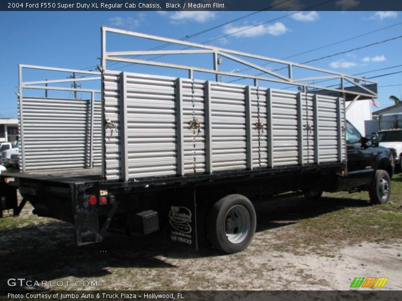 Black / Medium Flint 2004 Ford F550 Super Duty XL Regular Cab Chassis