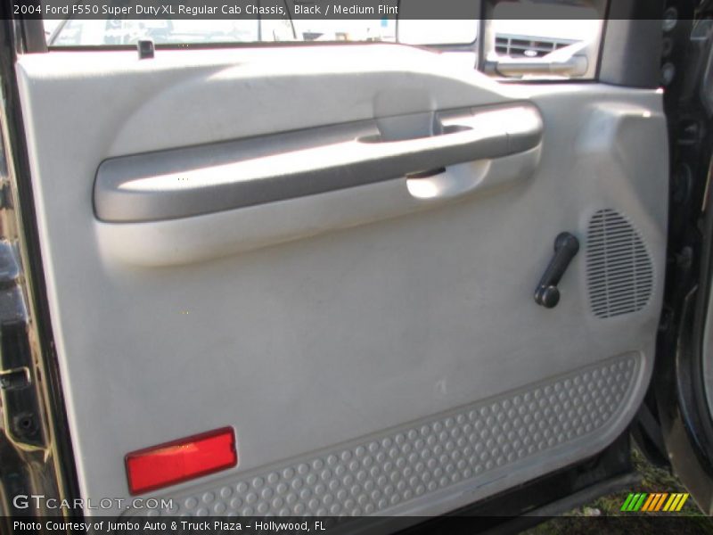 Black / Medium Flint 2004 Ford F550 Super Duty XL Regular Cab Chassis