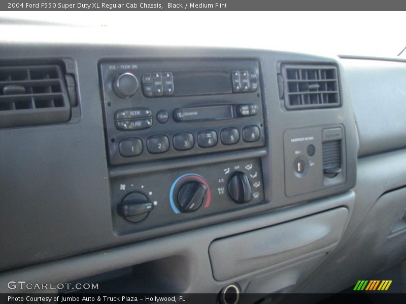 Black / Medium Flint 2004 Ford F550 Super Duty XL Regular Cab Chassis