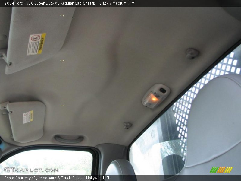 Black / Medium Flint 2004 Ford F550 Super Duty XL Regular Cab Chassis