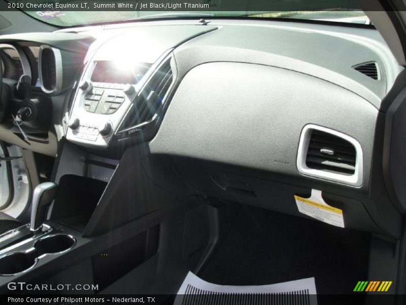 Summit White / Jet Black/Light Titanium 2010 Chevrolet Equinox LT