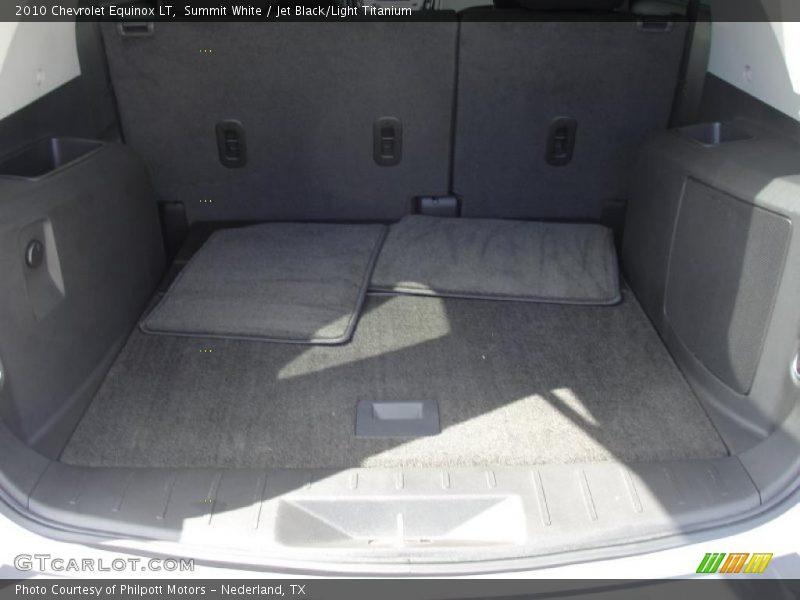 Summit White / Jet Black/Light Titanium 2010 Chevrolet Equinox LT