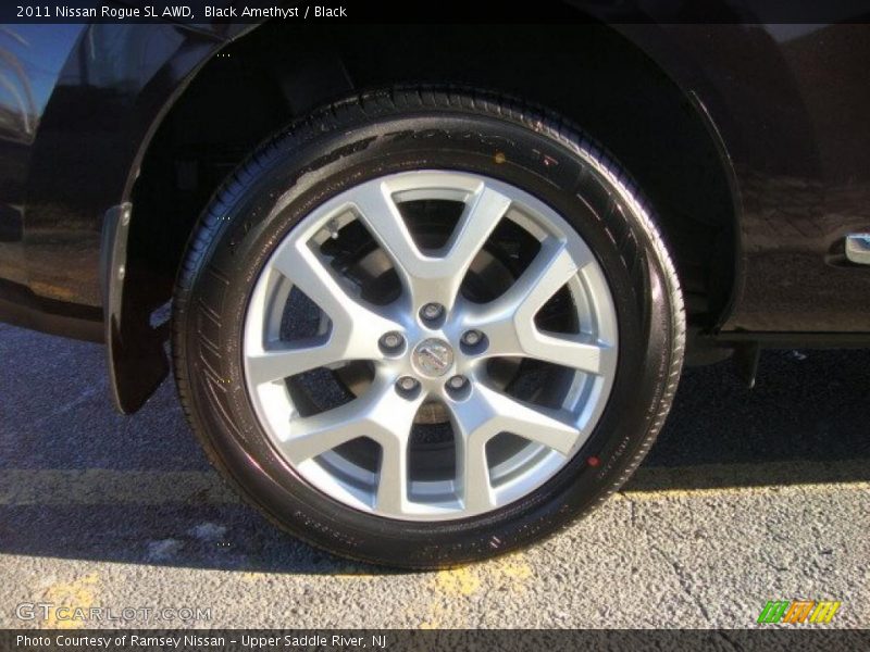  2011 Rogue SL AWD Wheel