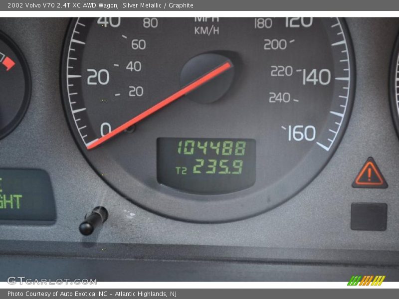 Silver Metallic / Graphite 2002 Volvo V70 2.4T XC AWD Wagon