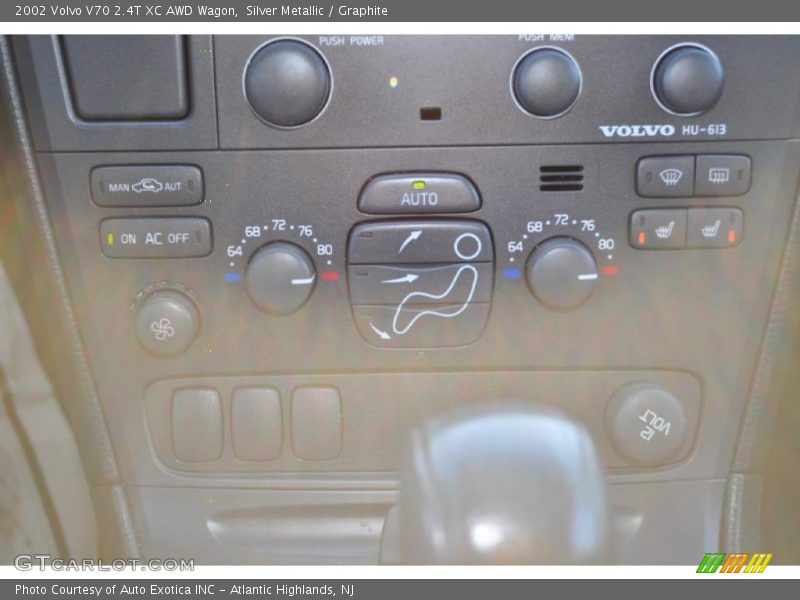 Silver Metallic / Graphite 2002 Volvo V70 2.4T XC AWD Wagon