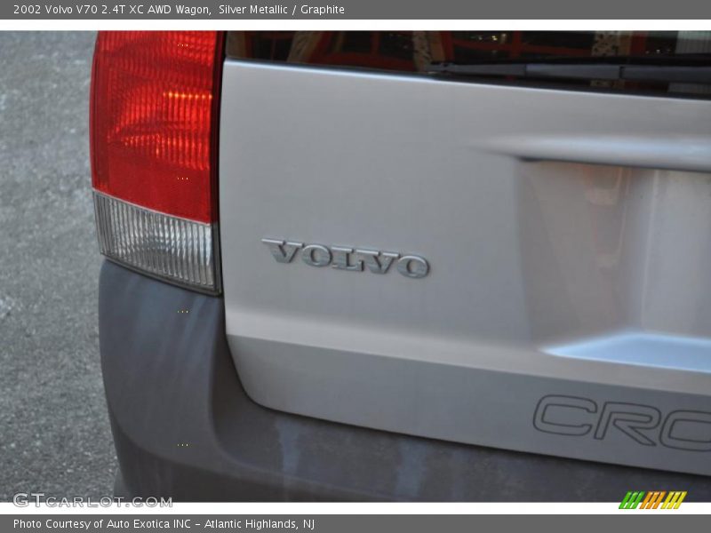 Silver Metallic / Graphite 2002 Volvo V70 2.4T XC AWD Wagon