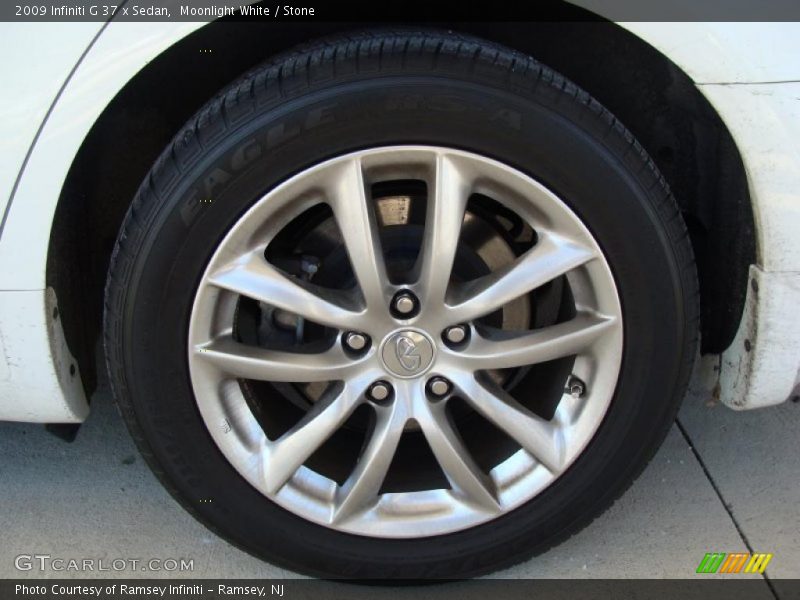 Moonlight White / Stone 2009 Infiniti G 37 x Sedan