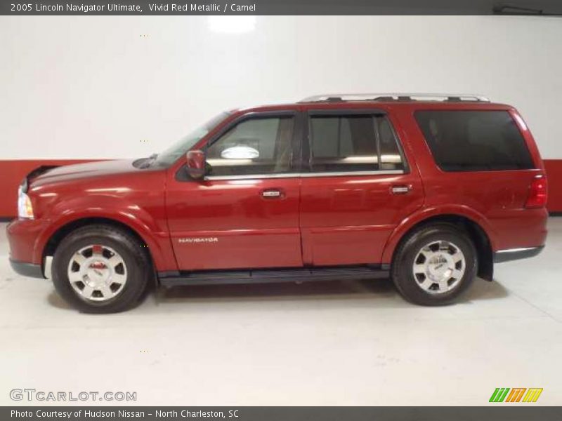 Vivid Red Metallic / Camel 2005 Lincoln Navigator Ultimate
