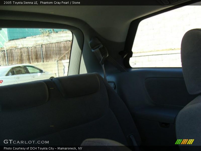 Phantom Gray Pearl / Stone 2005 Toyota Sienna LE