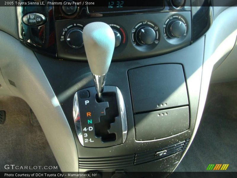 Phantom Gray Pearl / Stone 2005 Toyota Sienna LE