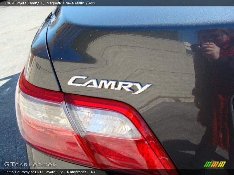 Magnetic Gray Metallic / Ash 2009 Toyota Camry LE