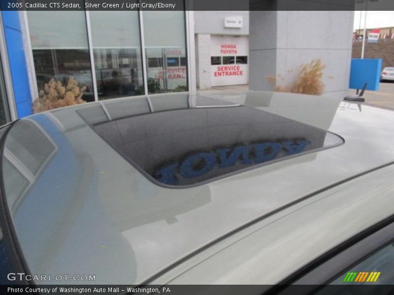 Silver Green / Light Gray/Ebony 2005 Cadillac CTS Sedan