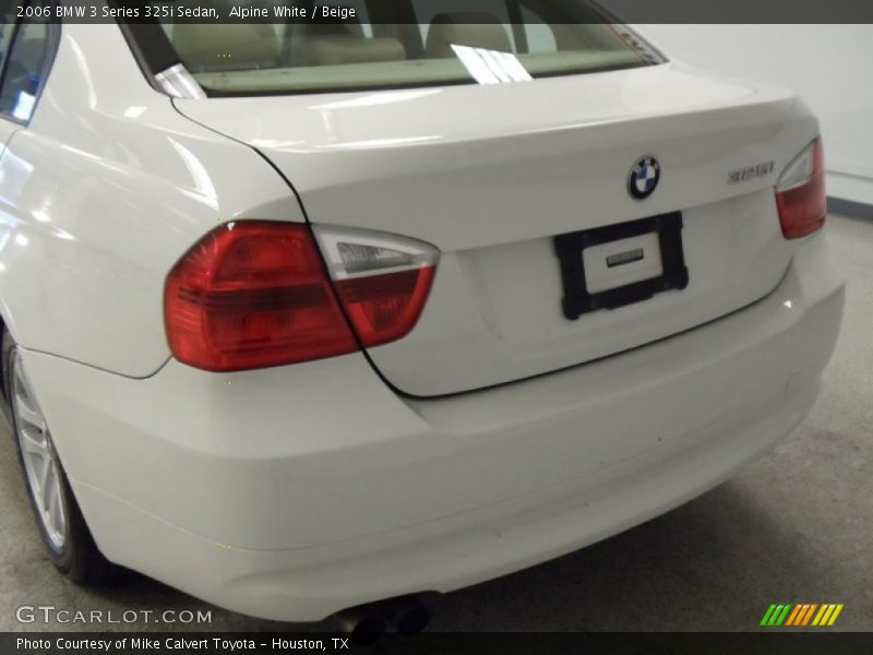 Alpine White / Beige 2006 BMW 3 Series 325i Sedan