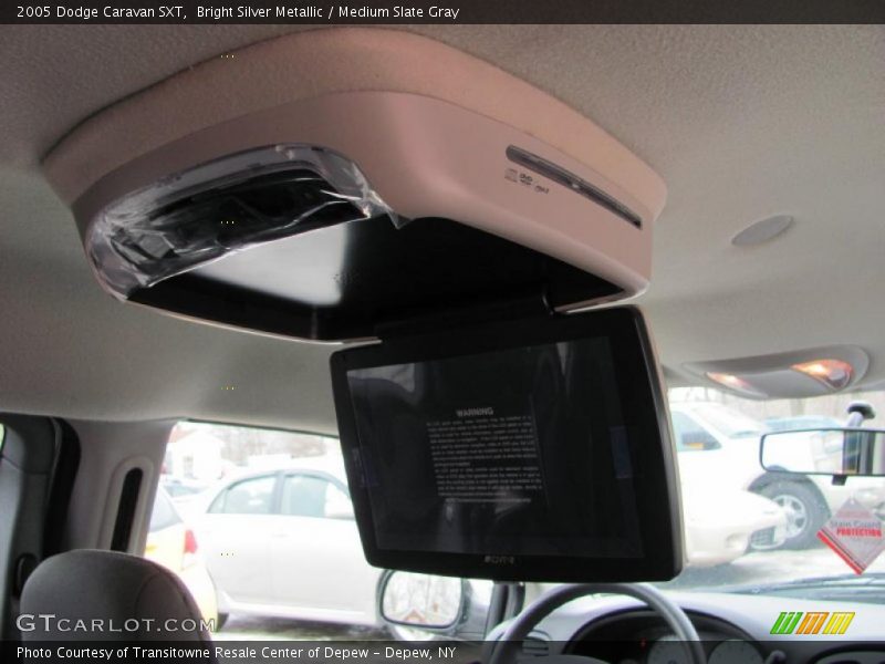 Bright Silver Metallic / Medium Slate Gray 2005 Dodge Caravan SXT