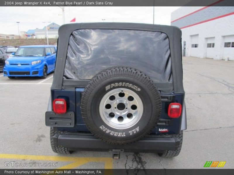 Patriot Blue Pearl / Dark Slate Gray 2004 Jeep Wrangler X 4x4
