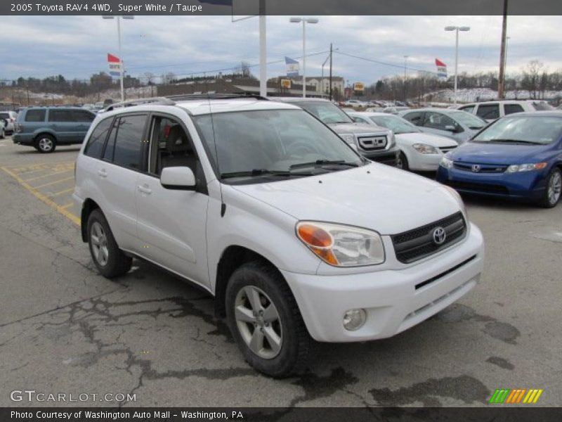 Super White / Taupe 2005 Toyota RAV4 4WD
