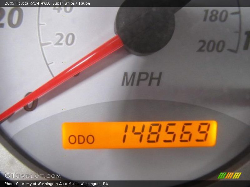 Super White / Taupe 2005 Toyota RAV4 4WD