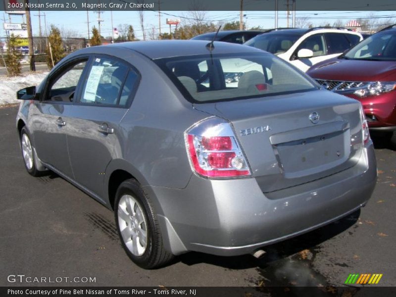 Magnetic Gray / Charcoal 2009 Nissan Sentra 2.0