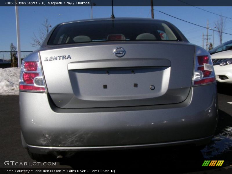 Magnetic Gray / Charcoal 2009 Nissan Sentra 2.0