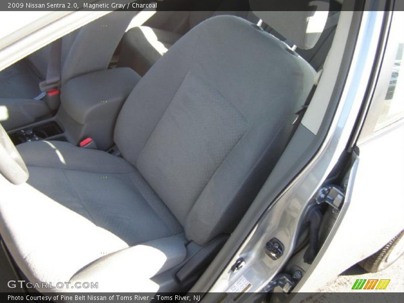 Magnetic Gray / Charcoal 2009 Nissan Sentra 2.0