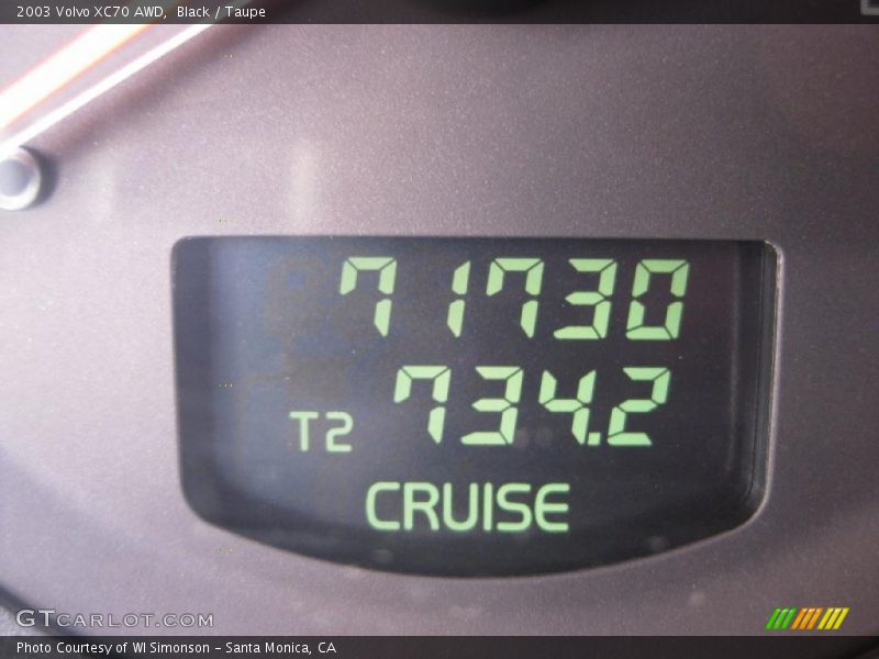 Black / Taupe 2003 Volvo XC70 AWD