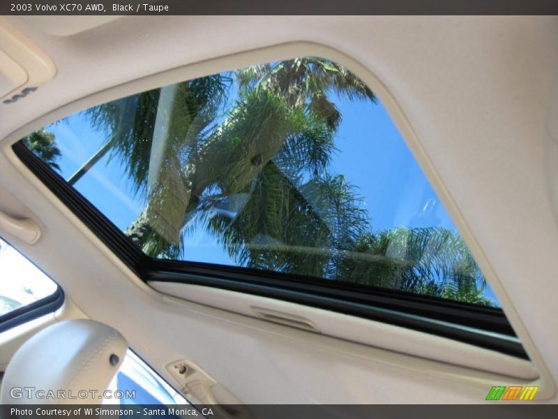 Black / Taupe 2003 Volvo XC70 AWD