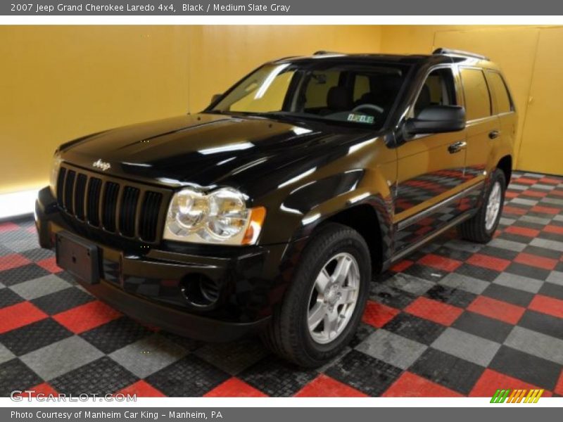 Black / Medium Slate Gray 2007 Jeep Grand Cherokee Laredo 4x4
