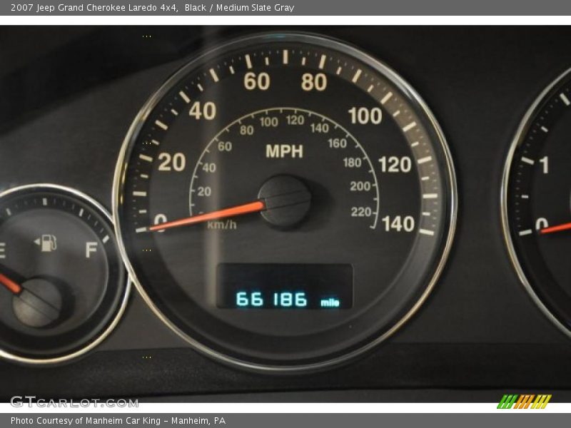 Black / Medium Slate Gray 2007 Jeep Grand Cherokee Laredo 4x4