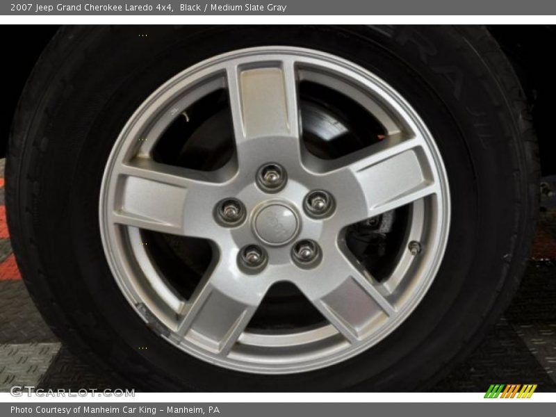 Black / Medium Slate Gray 2007 Jeep Grand Cherokee Laredo 4x4