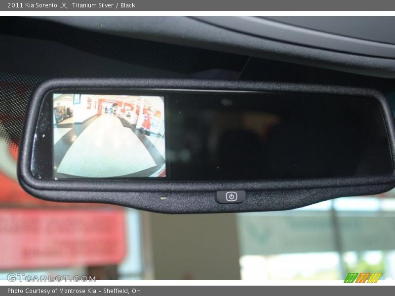 Titanium Silver / Black 2011 Kia Sorento LX