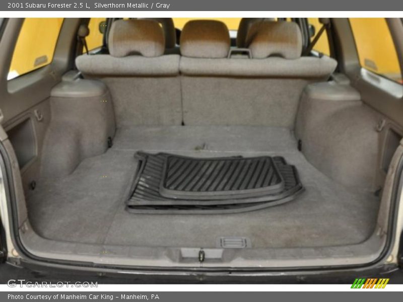 Silverthorn Metallic / Gray 2001 Subaru Forester 2.5 L