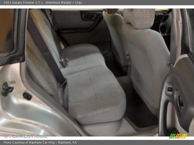 Silverthorn Metallic / Gray 2001 Subaru Forester 2.5 L