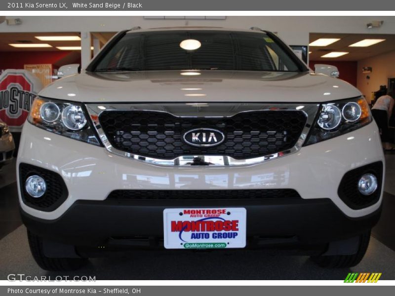 White Sand Beige / Black 2011 Kia Sorento LX