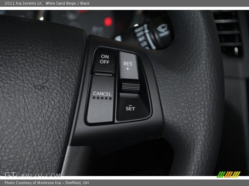 White Sand Beige / Black 2011 Kia Sorento LX