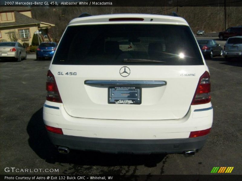 Alabaster White / Macadamia 2007 Mercedes-Benz GL 450