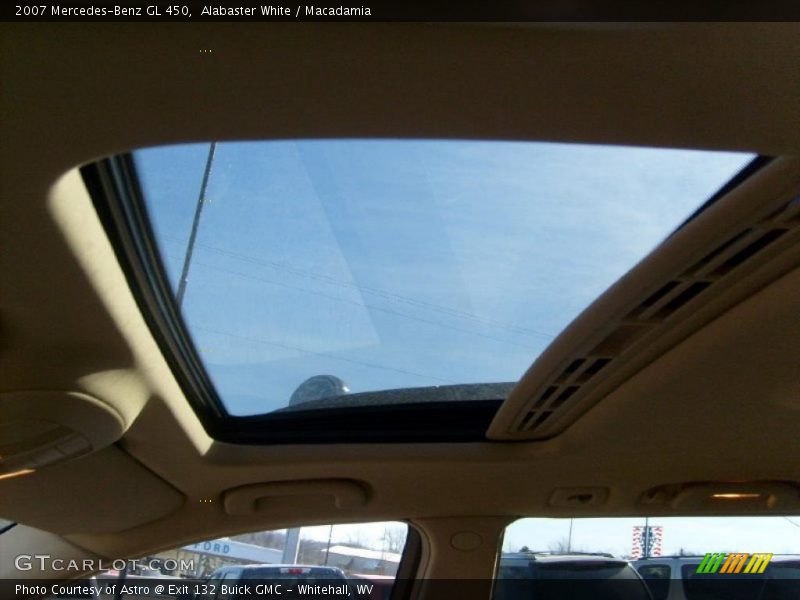 Alabaster White / Macadamia 2007 Mercedes-Benz GL 450