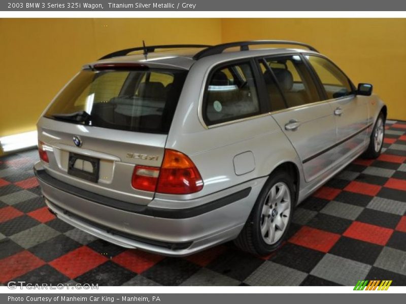 Titanium Silver Metallic / Grey 2003 BMW 3 Series 325i Wagon