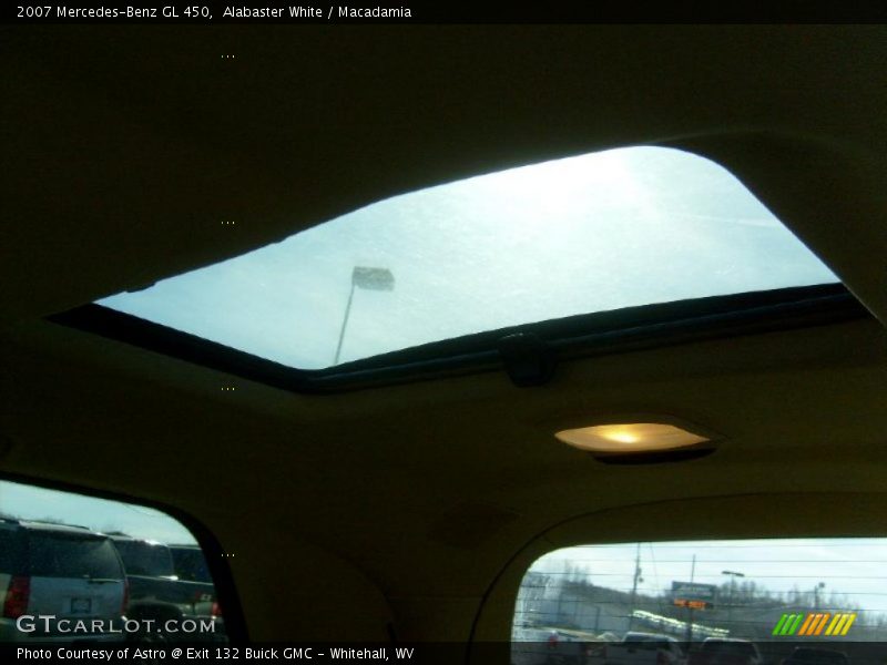 Alabaster White / Macadamia 2007 Mercedes-Benz GL 450