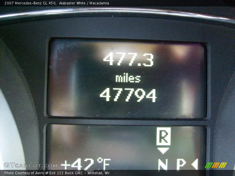 Alabaster White / Macadamia 2007 Mercedes-Benz GL 450