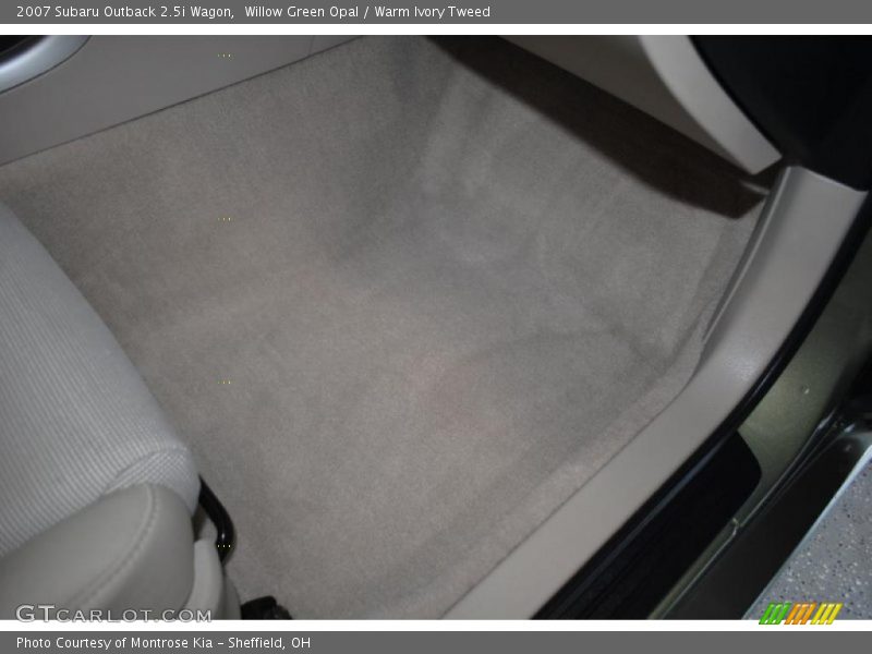 Willow Green Opal / Warm Ivory Tweed 2007 Subaru Outback 2.5i Wagon