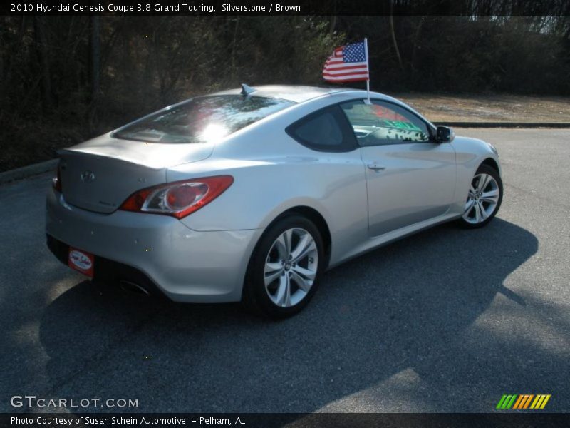 Silverstone / Brown 2010 Hyundai Genesis Coupe 3.8 Grand Touring