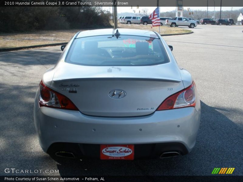Silverstone / Brown 2010 Hyundai Genesis Coupe 3.8 Grand Touring