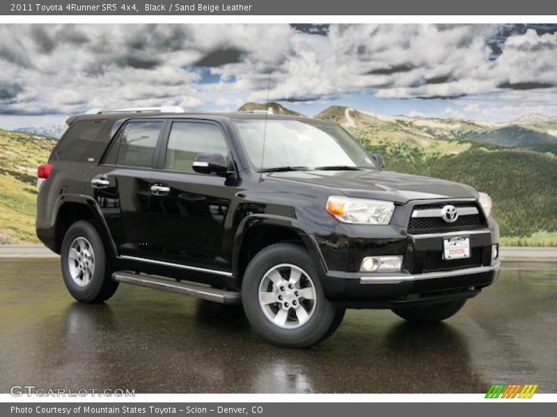 Front 3/4 View of 2011 4Runner SR5 4x4